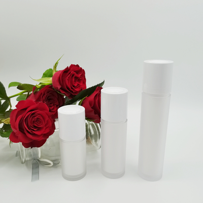 15 ml 30 ml 50 ml do pielęgnacji skóry Okrągła obrotowa dwuścienna bezpowietrzna butelka z pompką