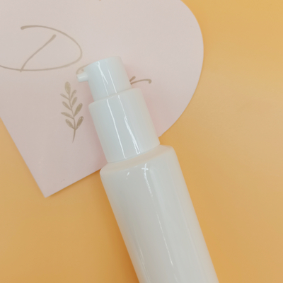 30 MM Średnica PE Plastikowa tubka z balsamem Pojemność 30 ml - 50 ml PCR 50% Bariera
